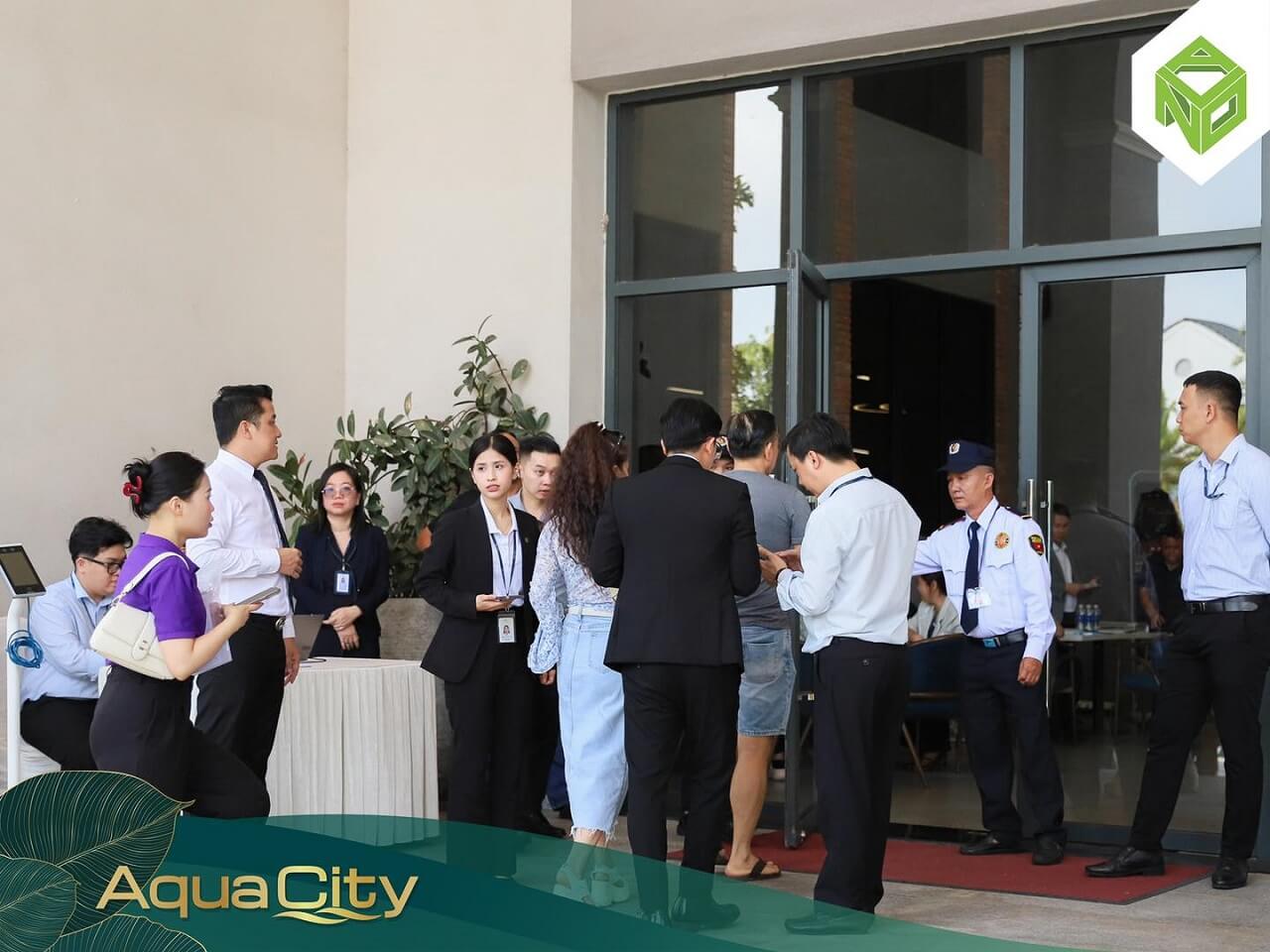 đón khách sự kiện Aqua City 03-08-2025